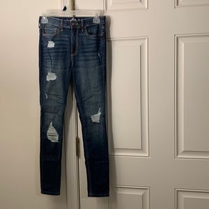 Hollister high-rise super skinny jeans Open to offers or trade!
